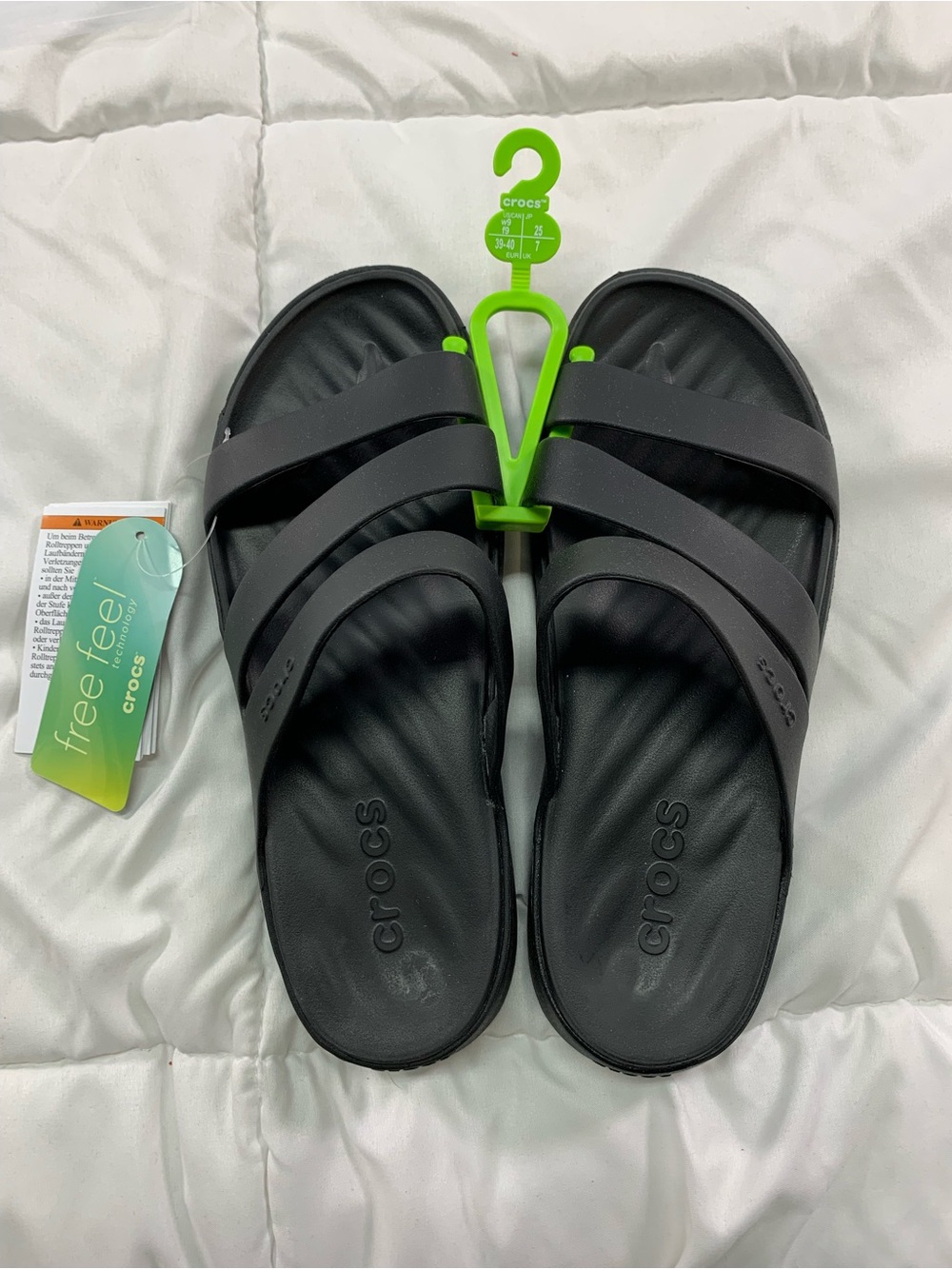 New crocs sandals size 9